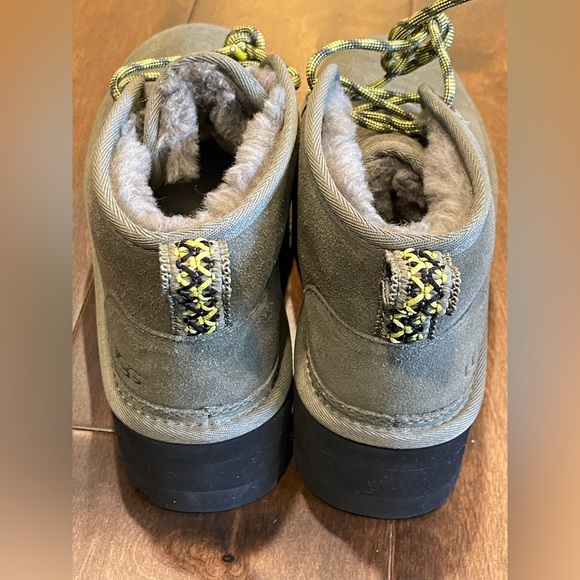 UGG Neumel Heritage Platform Boots NWOT - Picture 11 of 16